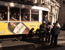 yellow tram - Piotr Smogór